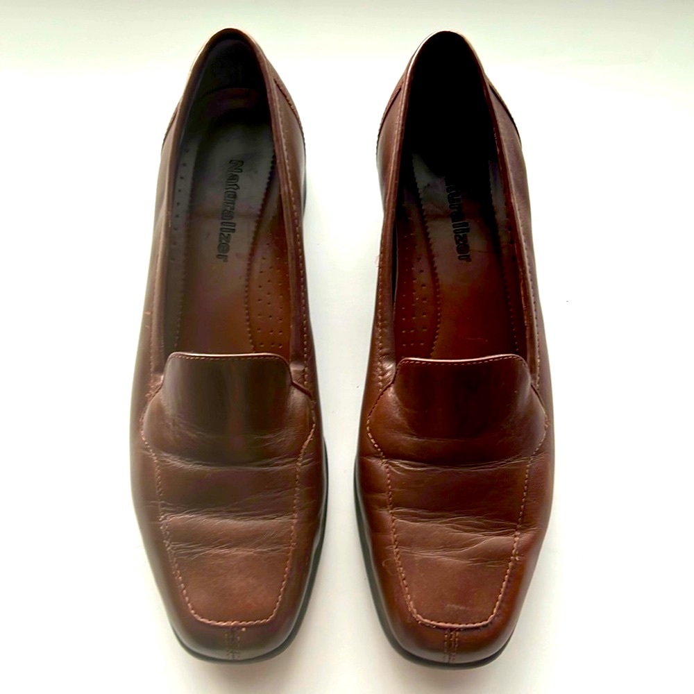 Naturalizer Loafer Size 9 Narrow Brown